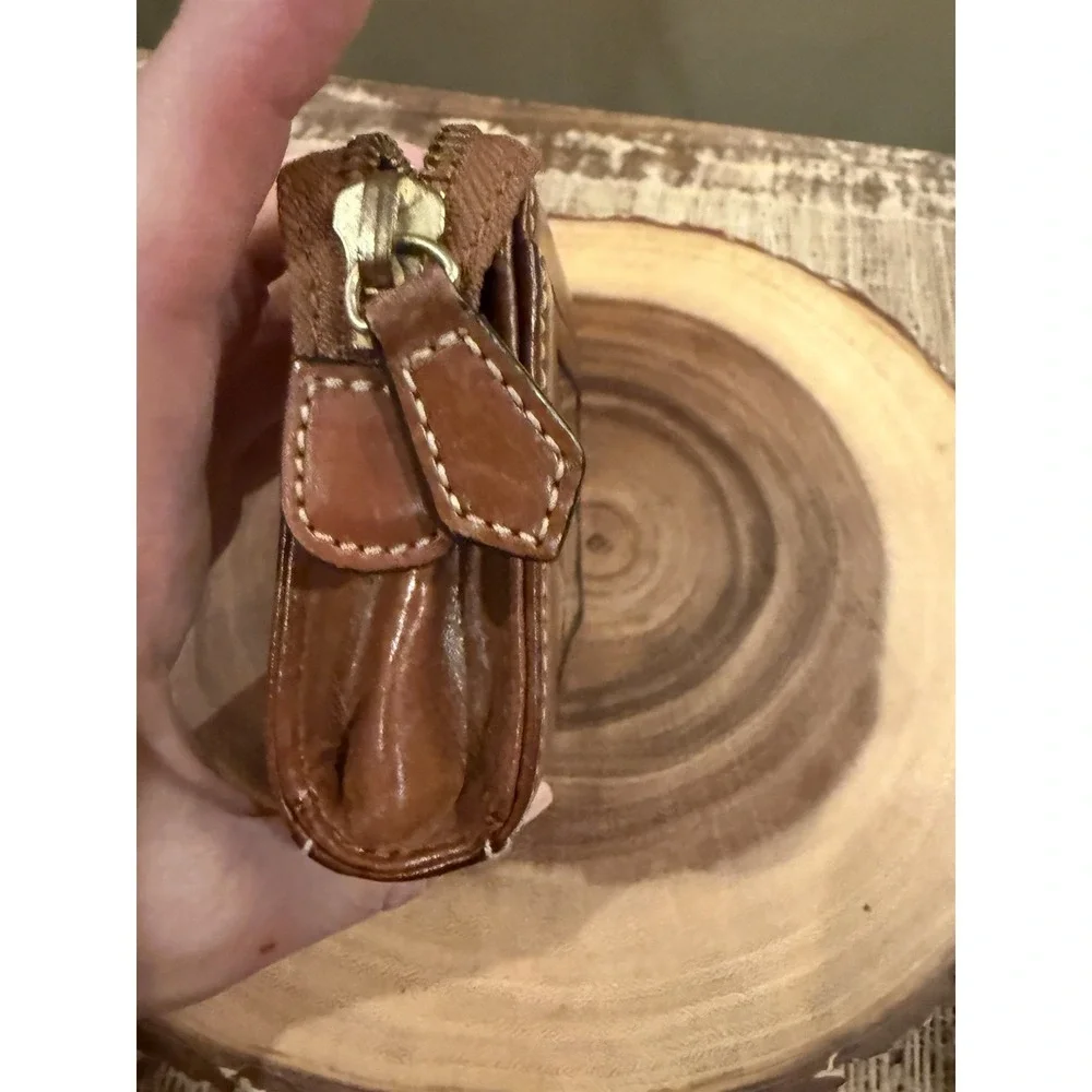 Vintage dooney and bourke British Tan Leather Wrist Wallet ID Key ring Very Rare